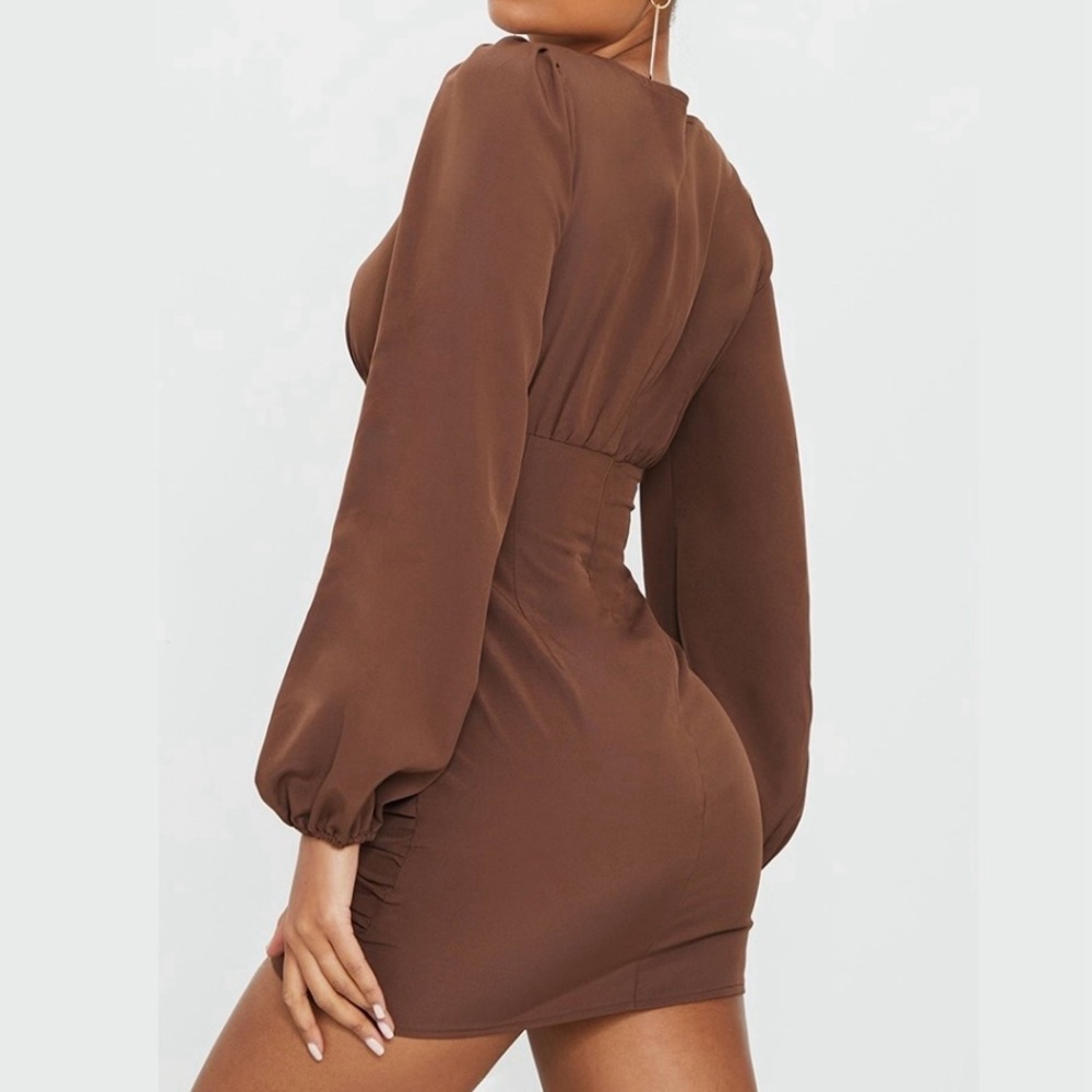 Pretty Little Thing Ruched Long Sleeve Bodycon Mini Dress Chocolate Brown Size 6 - Picture 3 of 16